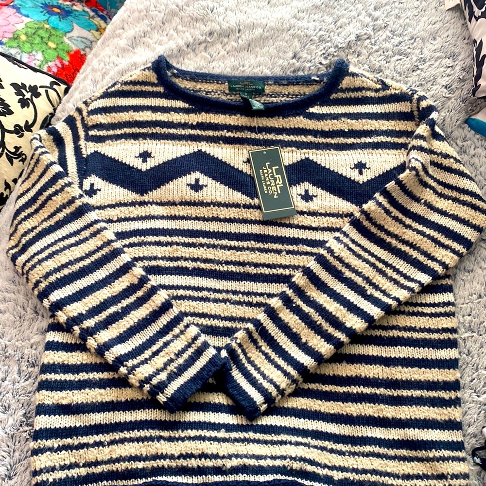 NWT Lauren Jean Co sweater sm